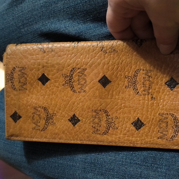 MCM Wallet - Picture 11 of 11